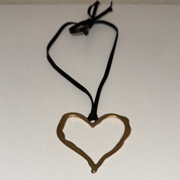 Elegant Large Gold Heart Necklace with Black Cord - Picture 3 of 4